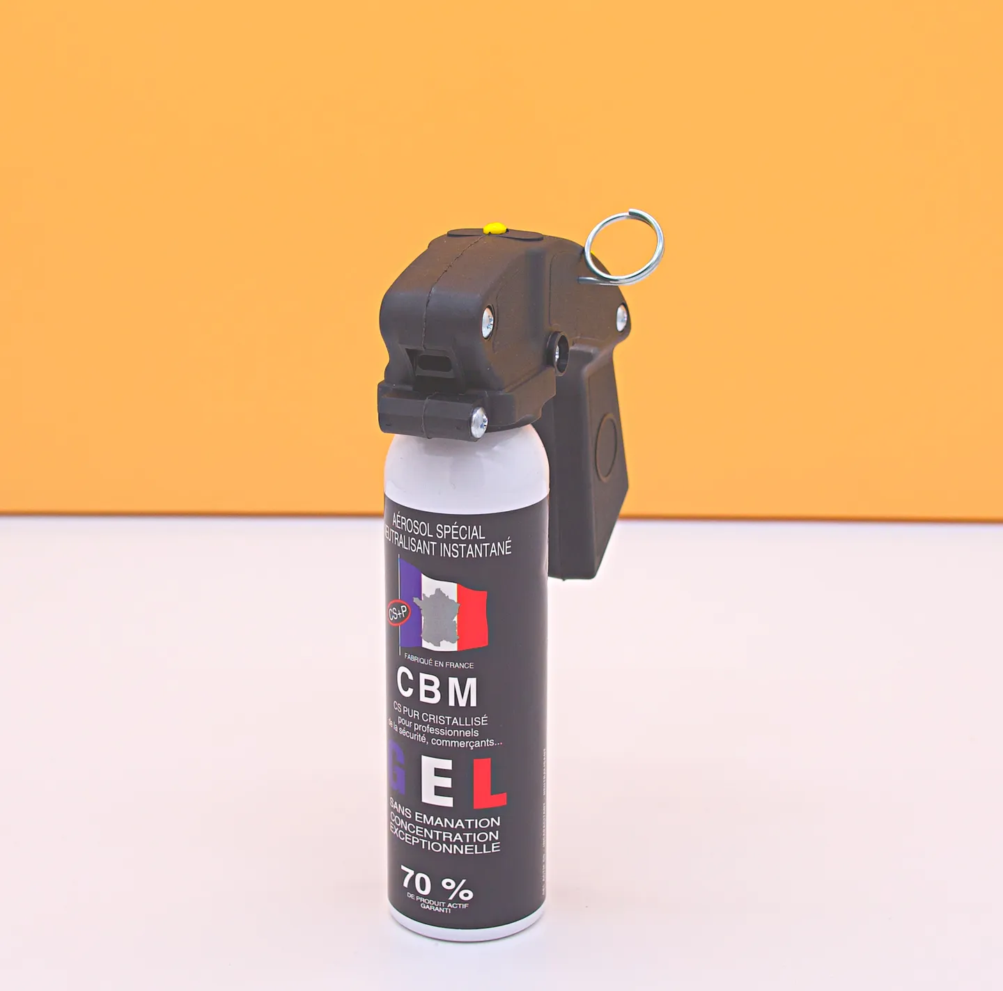 Bombe Lacrymogène - Spray de défense lacrymogène GEL CS 100ml CBM – Grande capacité – Portée 5 à 7mètres