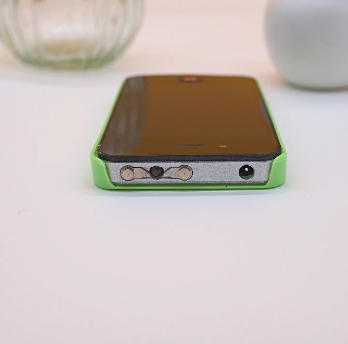 Elektroschocker & Taser - iPhone Shocker Taser, 2 400 000 Volt, schützen Sie sich diskret (Grüne Version)